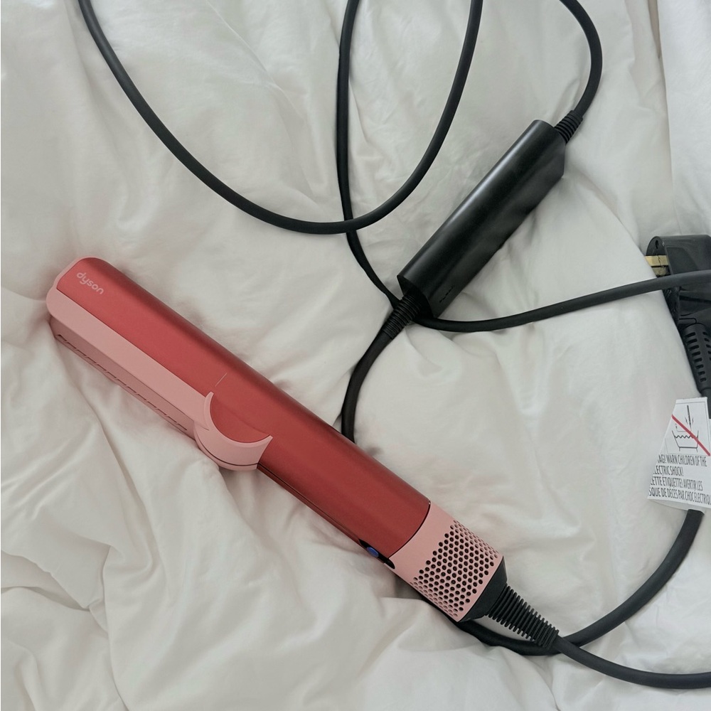 Dyson Pink Hair Straightener